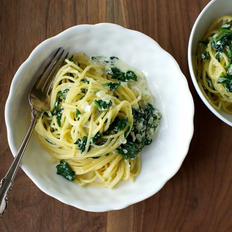 Spaghetti with Spinach and Ricotta