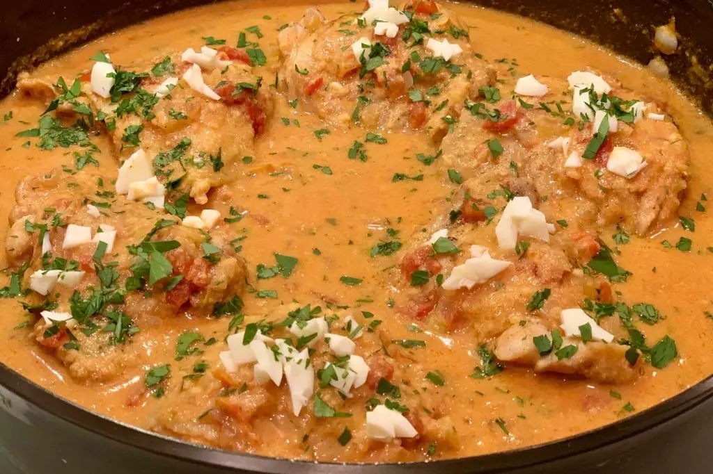 Spanish Chicken with Saffron and Almonds