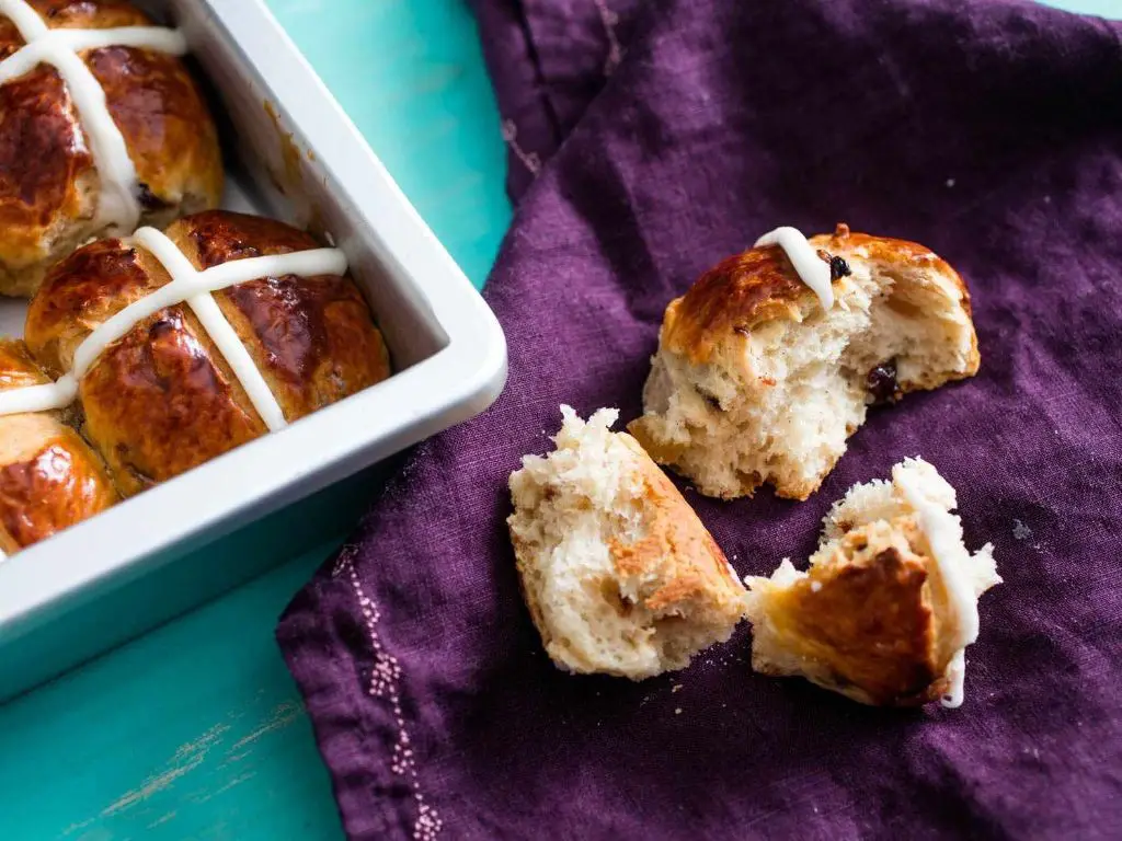 Spiced Hot Cross Buns
