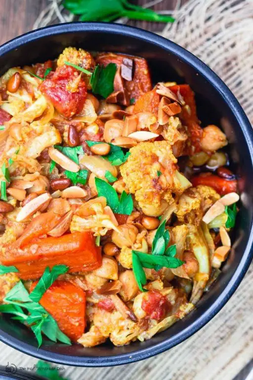 Spicy Cauliflower and Chickpea Stew