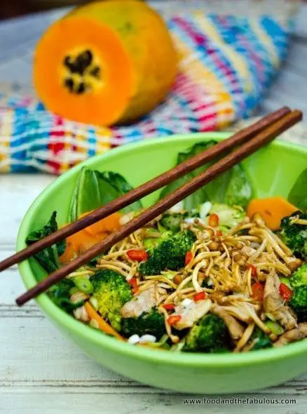 Spicy Chicken and Enoki Mushroom Stir-Fry