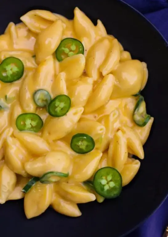 Spicy Jalapeño Outback Mac and Cheese
