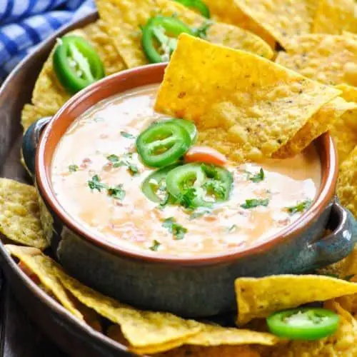 Spicy Queso Cheese Dip