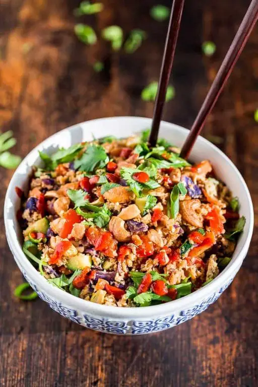 Spicy Sriracha Cauliflower Rice