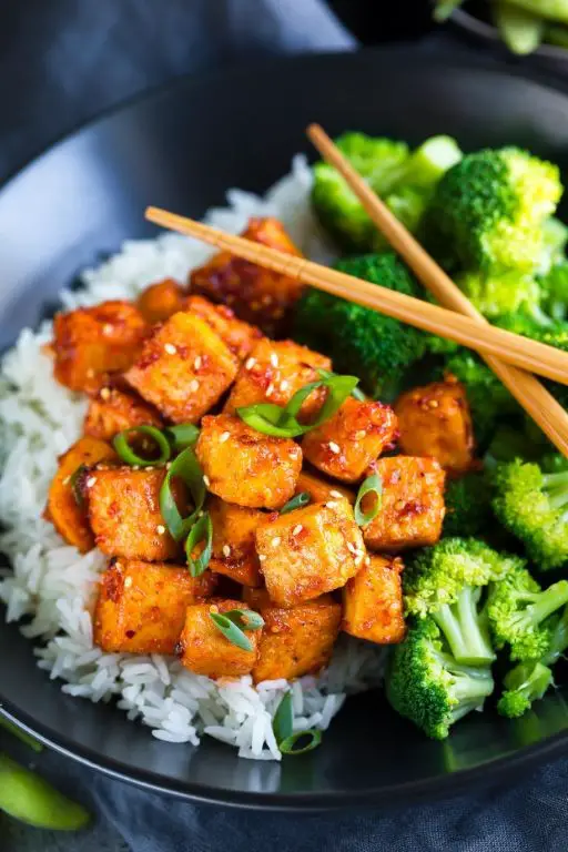 Spicy Sriracha Tofu Marinade