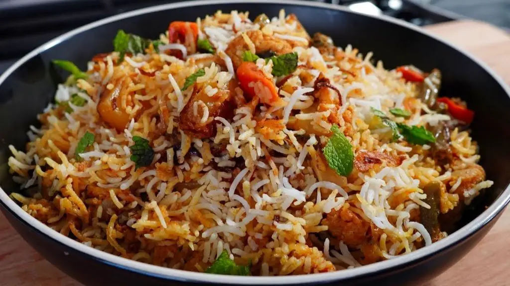 Spicy Vegetable Biryani in Rice Cooker