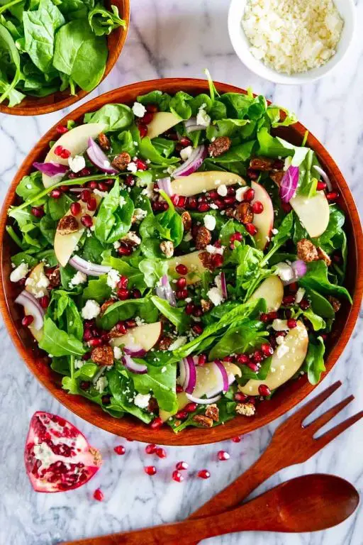 Spinach Pomegranate and Feta Salad