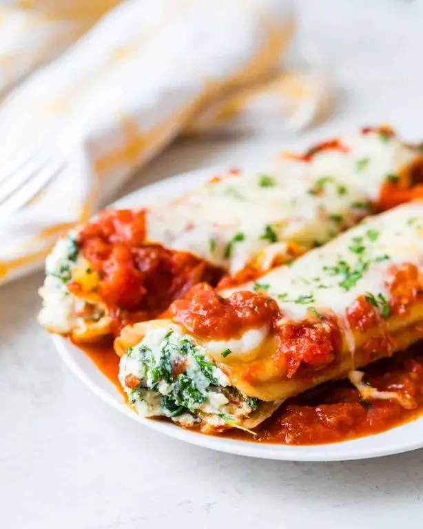 Spinach and Feta Stuffed Manicotti