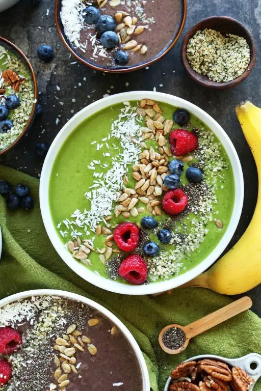 Spinach and Kale Smoothie Bowl