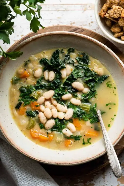 Spinach and Kale Soup with White Beans