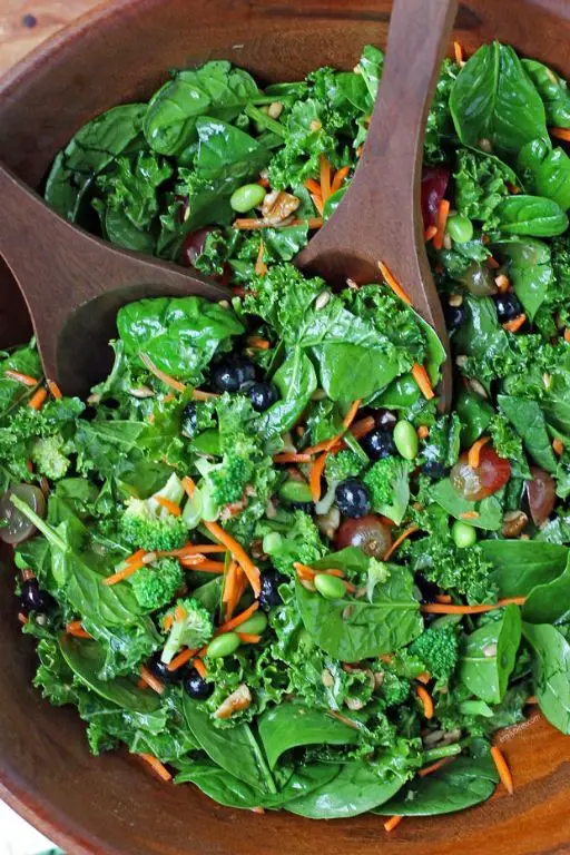 Spinach and Kale Superfood Salad