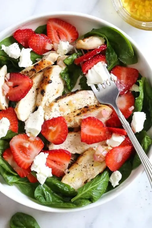Spinach and Strawberry Chicken Salad