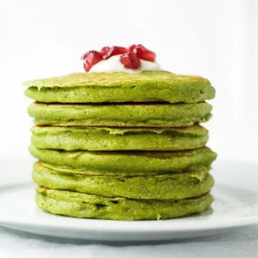 Spirulina Pancakes with Maple Syrup