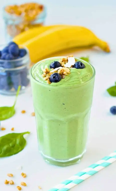 Spirulina Protein Shake with Banana