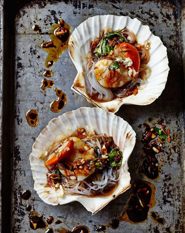 Steamed Scallops with Garlic and Vermicelli