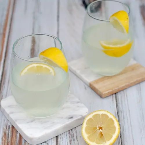 Stevia-Sweetened Lemonade
