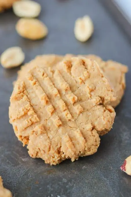 Stevia-Sweetened Peanut Butter Cookies