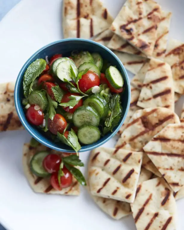 Stonefire Naan with Roasted Garlic and Parmesan