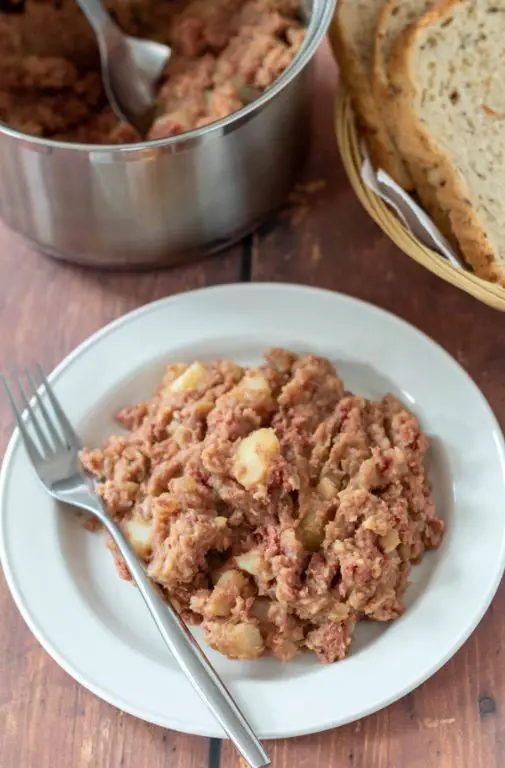 Stovies with Corned Beef