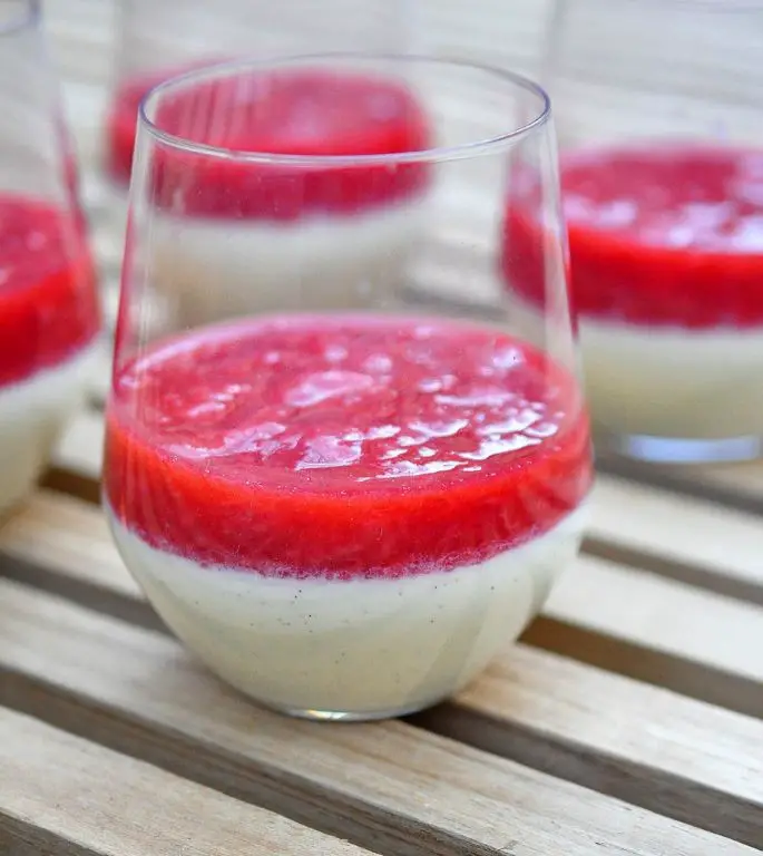 Strawberry Ginger Compote