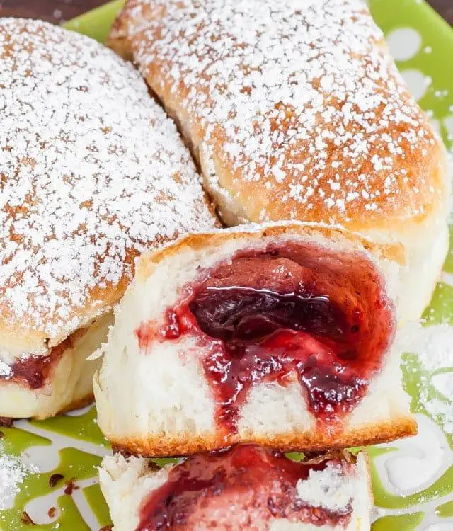 Strawberry Jam-Filled Sweet Yeast Buns