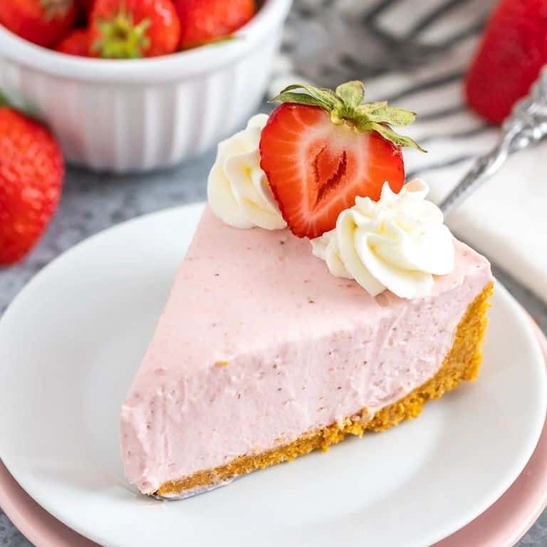 Strawberry No-Bake Cheesecake