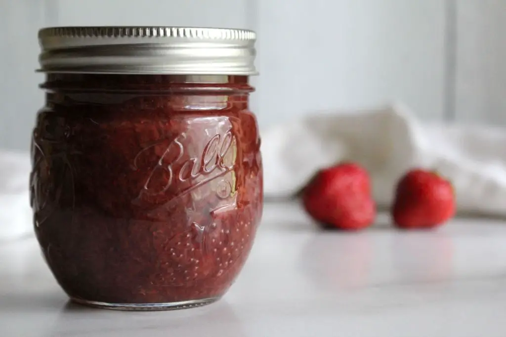 Strawberry Pectin-Free Jam