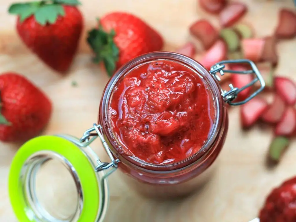 Strawberry Rhubarb Compote