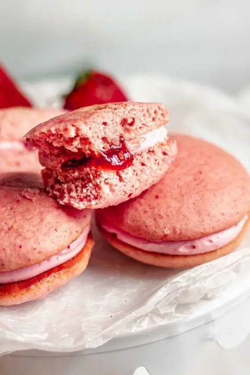 Strawberry Whoopie Pies with Fresh Strawberry Filling