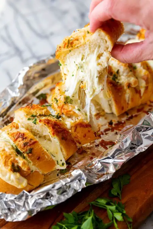 Stuffed Garlic Bread with Mozzarella