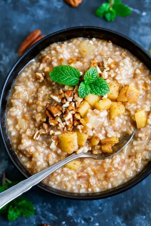 Sugar-Free Instant Pot Apple Cinnamon Oatmeal