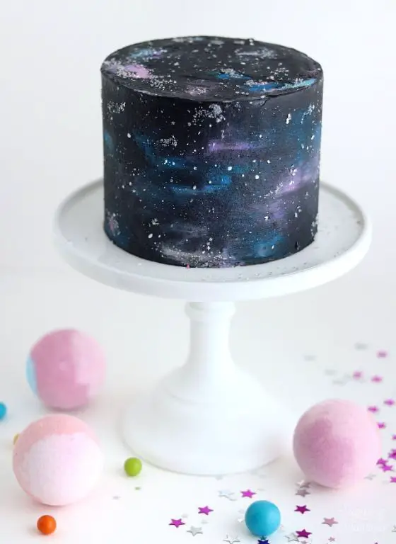 Sugarpaste Galaxy Cake Design