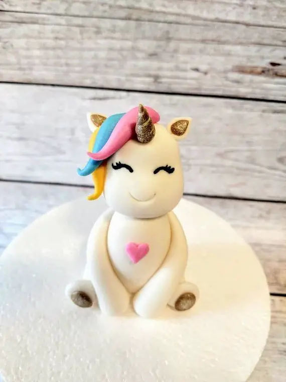 Sugarpaste Unicorn Cake Topper