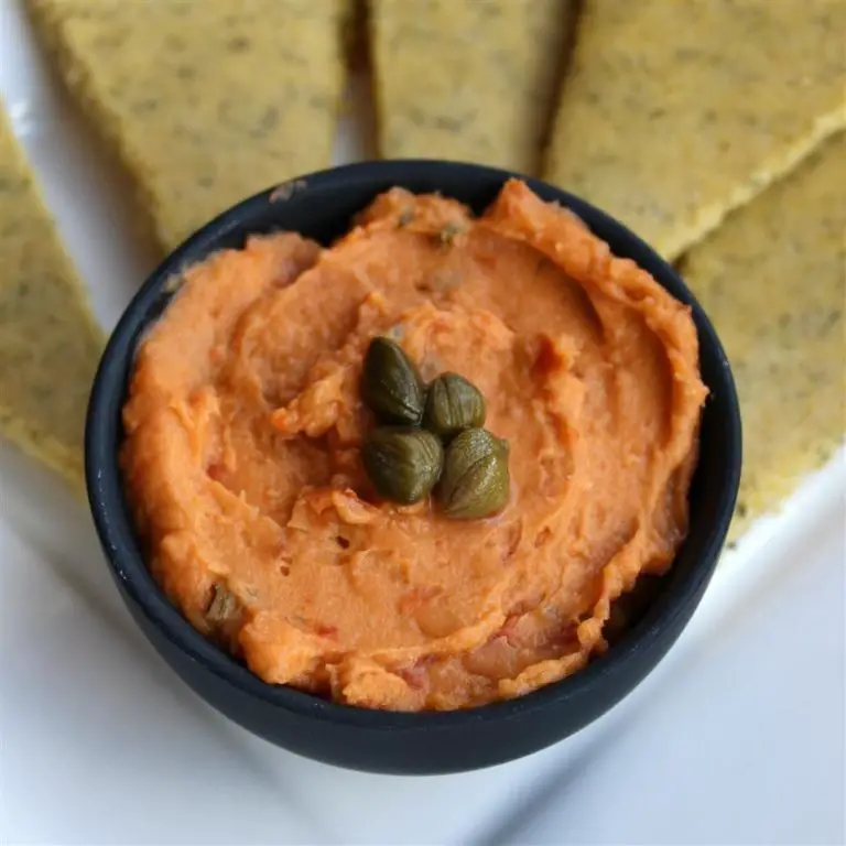 Sun-Dried Tomato Black Eye Pea Dip