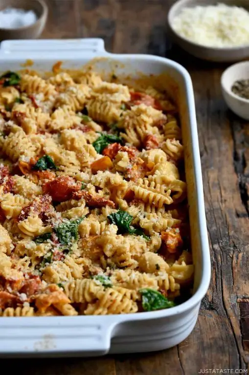 Sun-Dried Tomato Boursin Cheese Pasta