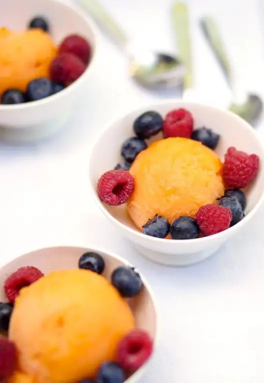 Sunny Papaya and Lime Sorbet
