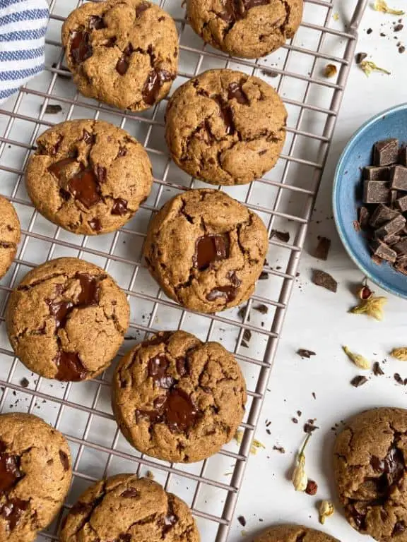 Sweet Plantain and Chocolate Chip Cookies