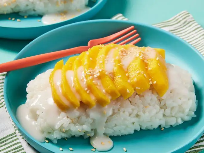 Sweet Sticky Rice with Mango