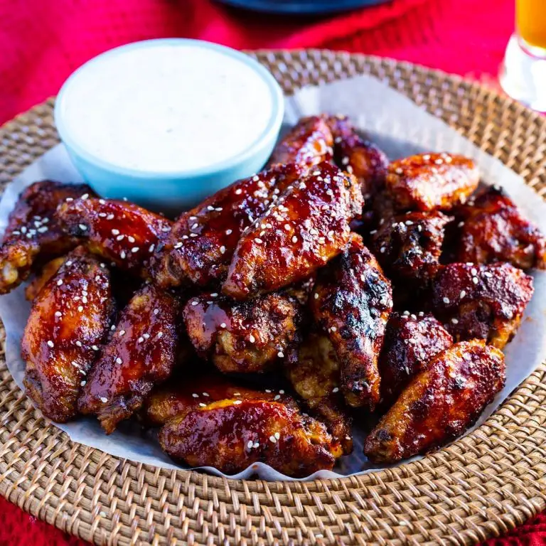 Sweet and Spicy Crockpot Chicken Wings