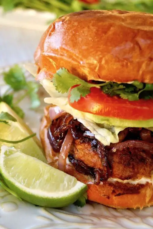 Sweet and Spicy Sriracha Burgers
