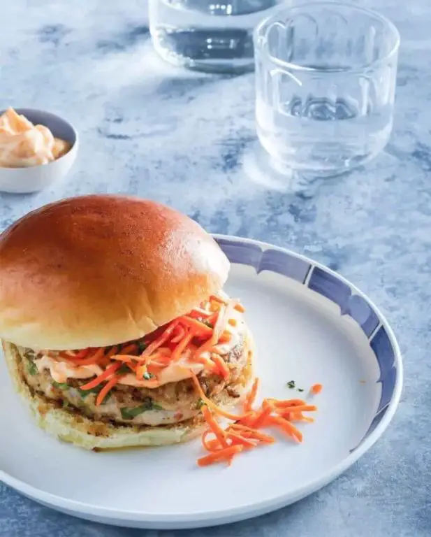 Thai Peanut Chicken Sliders with Pickled Carrots