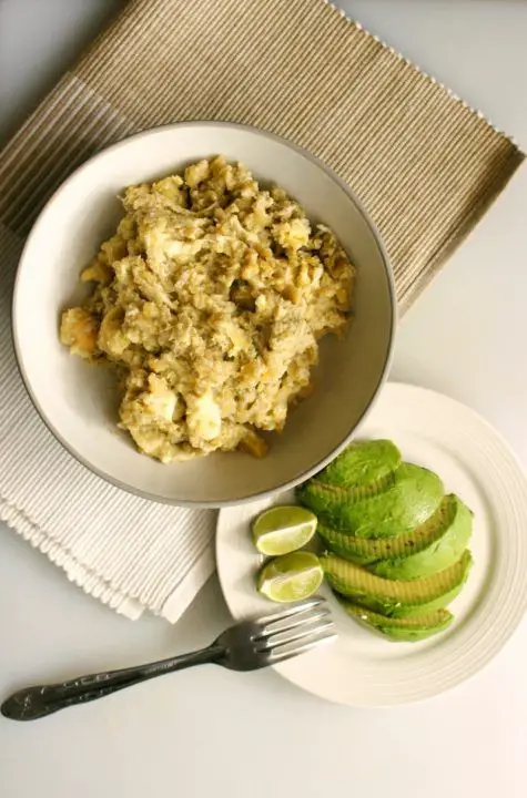 Tigrillo with eggs and plantains