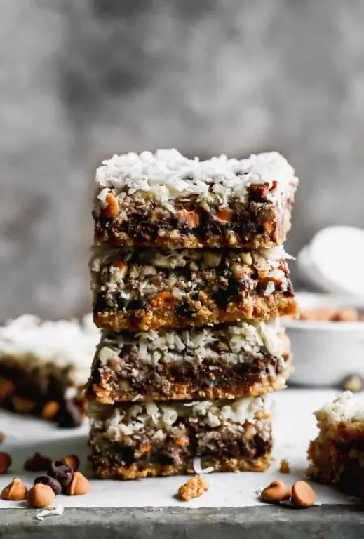 Tiramisu Magic Bars