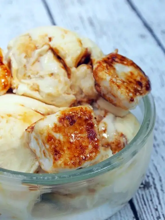 Toasted Marshmallow Sundae