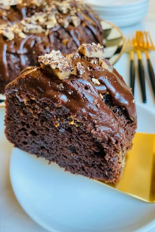 Toffee Crunch Holiday Bundt Cake