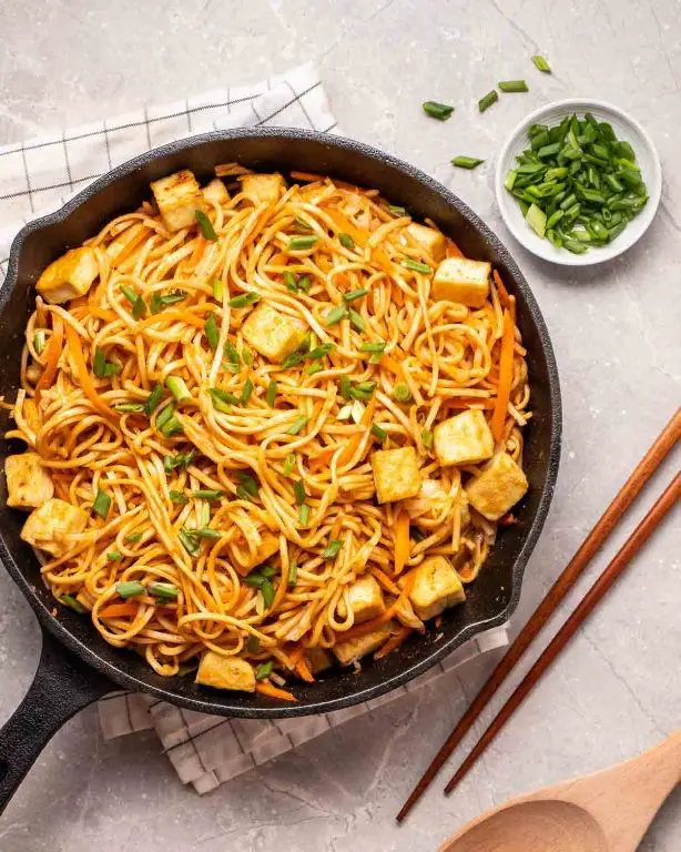 Tofu and Peanut Butter Noodles