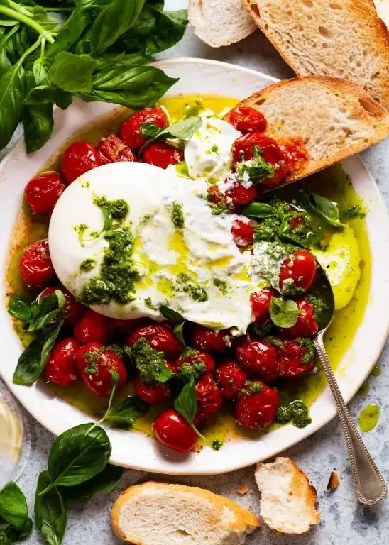 Tomato Basil Burrata Salad