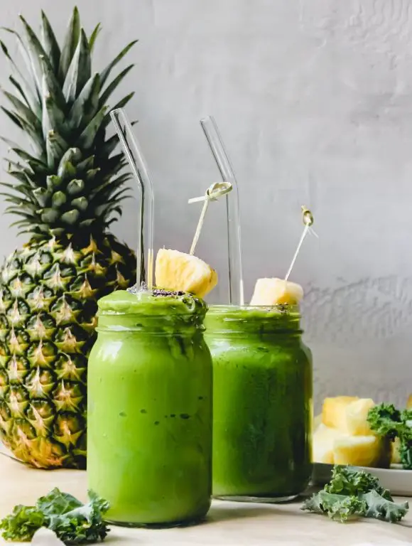 Tropical Green Smoothie
