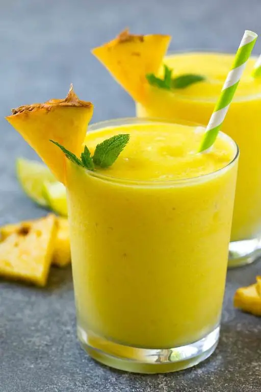 Tropical Pineapple Juice Smoothie