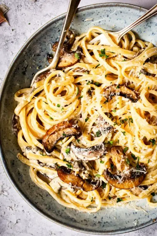 Truffle Oil and Mushroom Cheesy Pasta